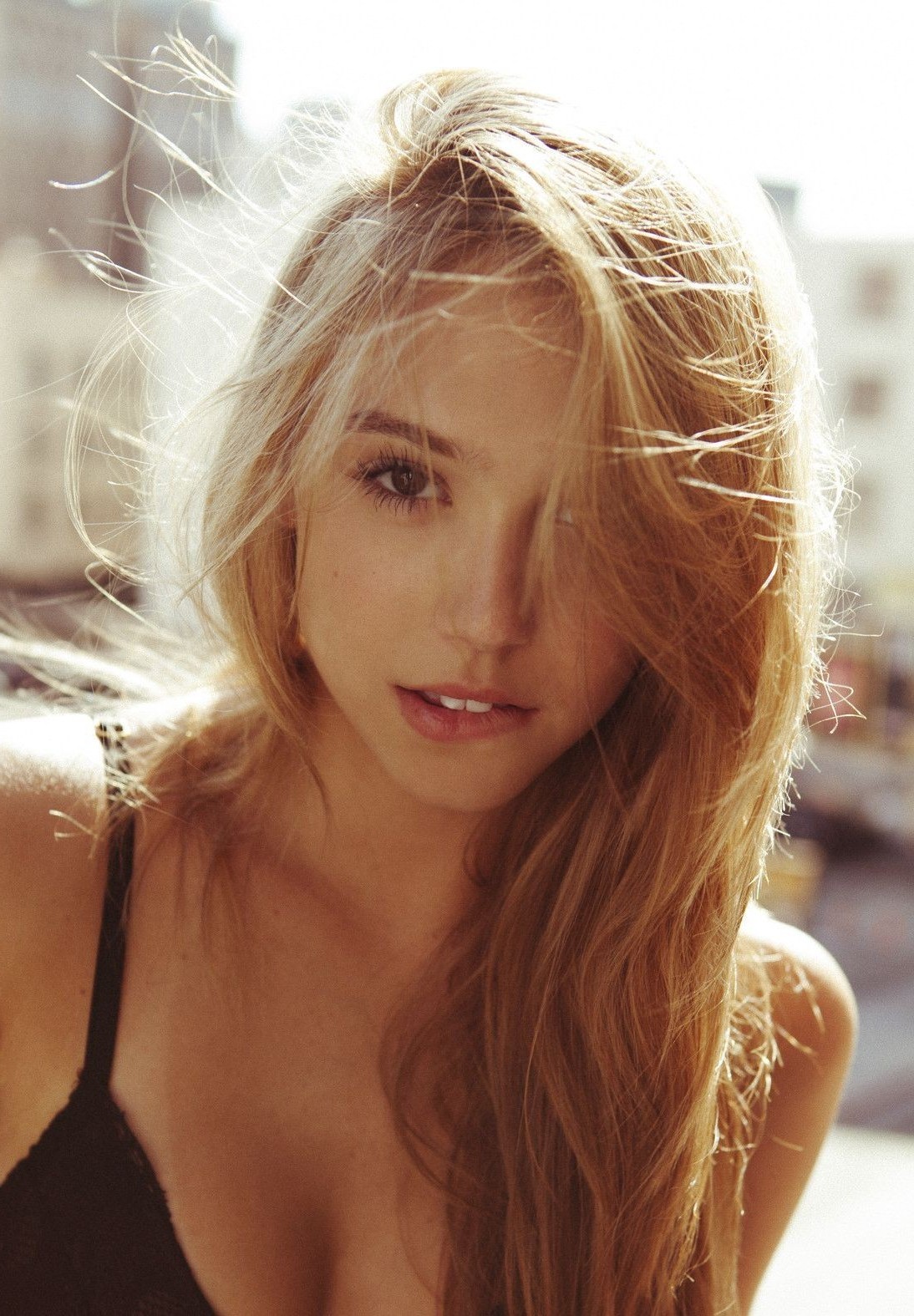 Alexis Ren, Women, Model, Auburn Hair, Sensual Gaze