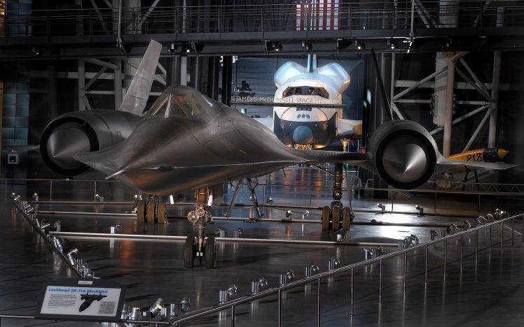 aircraft, Military Aircraft, Lockheed SR 71 Blackbird, Space Shuttle, Museum HD Wallpaper Desktop Background