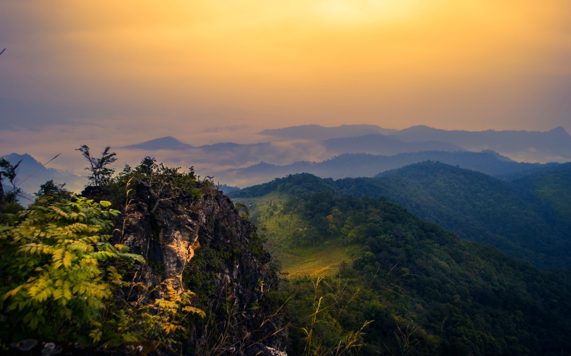 nature, Landscape, Mist, Mountain, Forest, Shrubs, Sunrise, Clouds, Thailand Wallpaper