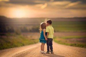 kissing, Children, Road, Holding Hands, Jake Olson, Nebraska