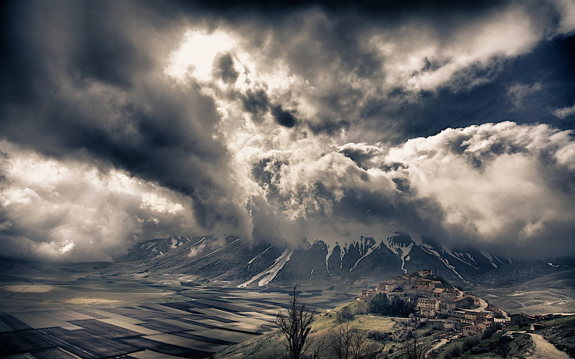 nature, Landscape, Italy, Mountain, Field, Villages, Clouds, Snowy Peak, Valley, Alps Wallpaper