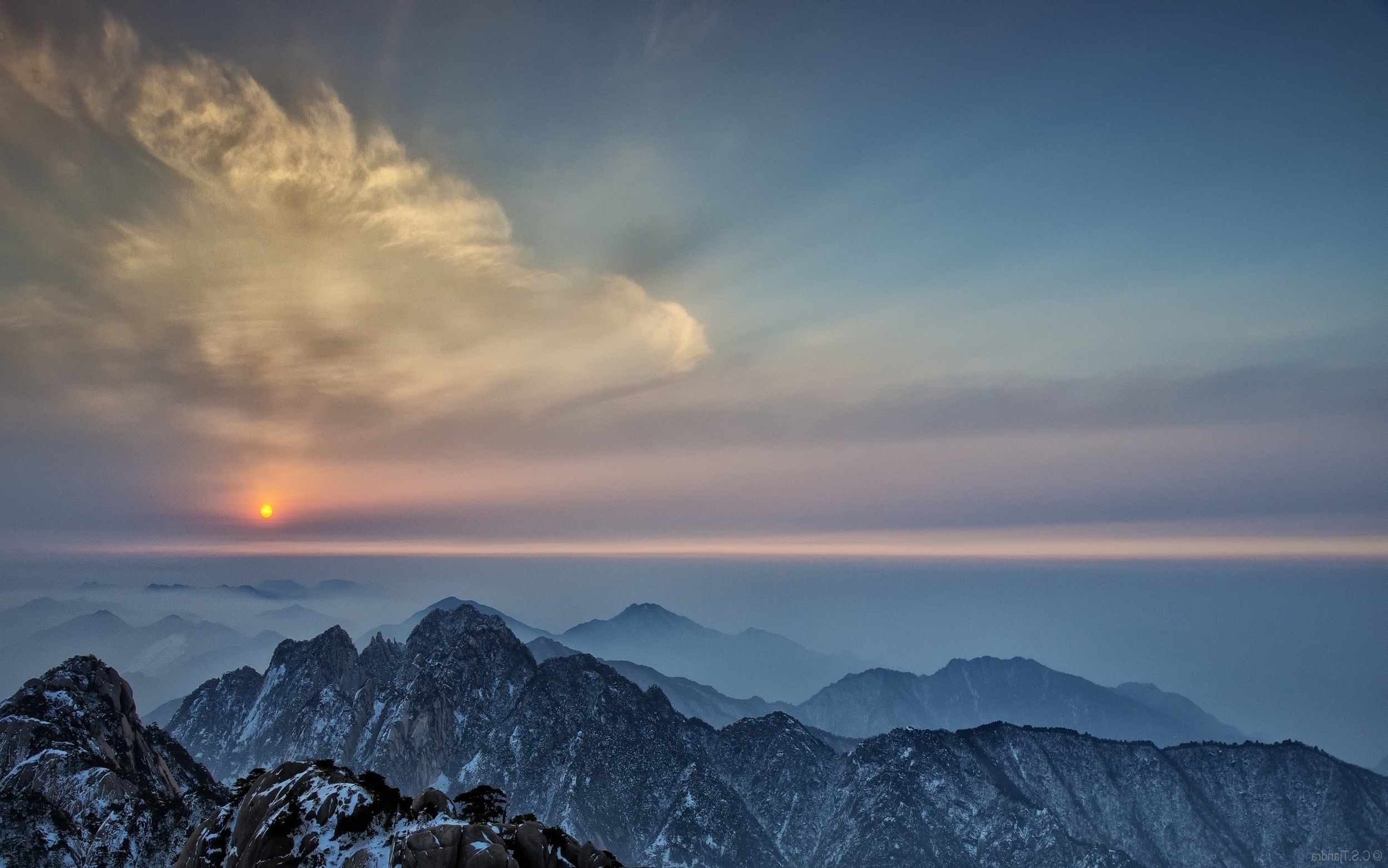 nature, Landscape, Sunset, Mountain, Mist, Clouds, Horizon, Snowy Peak, Summit Wallpaper