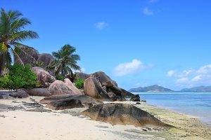 nature, Landscape, Seychelles, Island, Beach, Rock, Palm Trees, Sea, Sand, Mountain, Tropical, Summer, Clouds