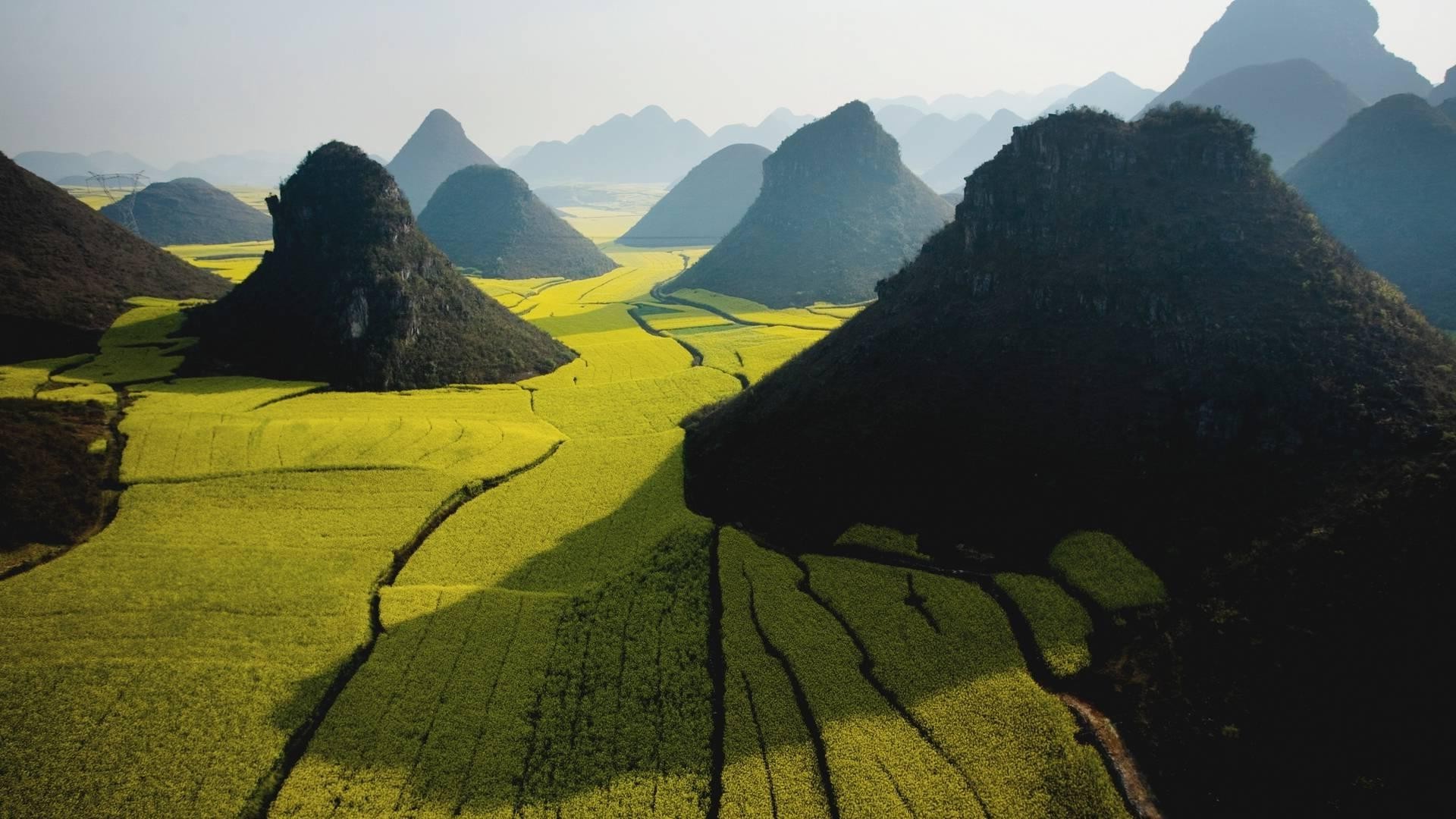 green, Field, Mountain, Nature, Landscape Wallpaper