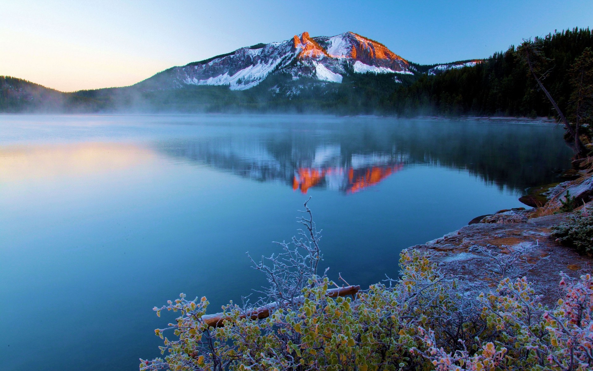 nature, Landscape, Lake, Sunset, Mountain, Mist, Frost, Snowy Peak, Oregon, Shrubs, Trees, Water, Calm Wallpaper