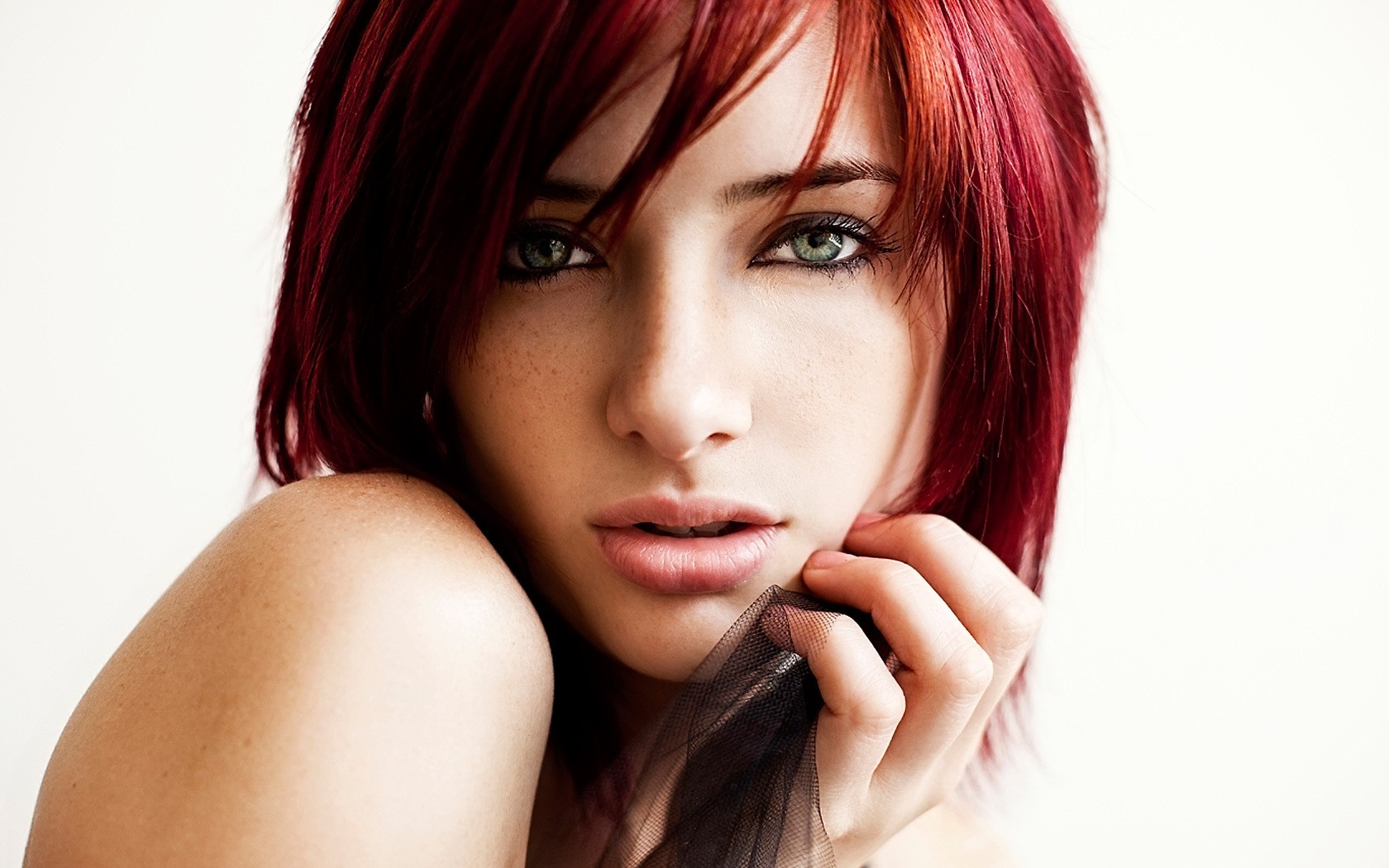 women, Redhead, Susan Coffey Wallpaper