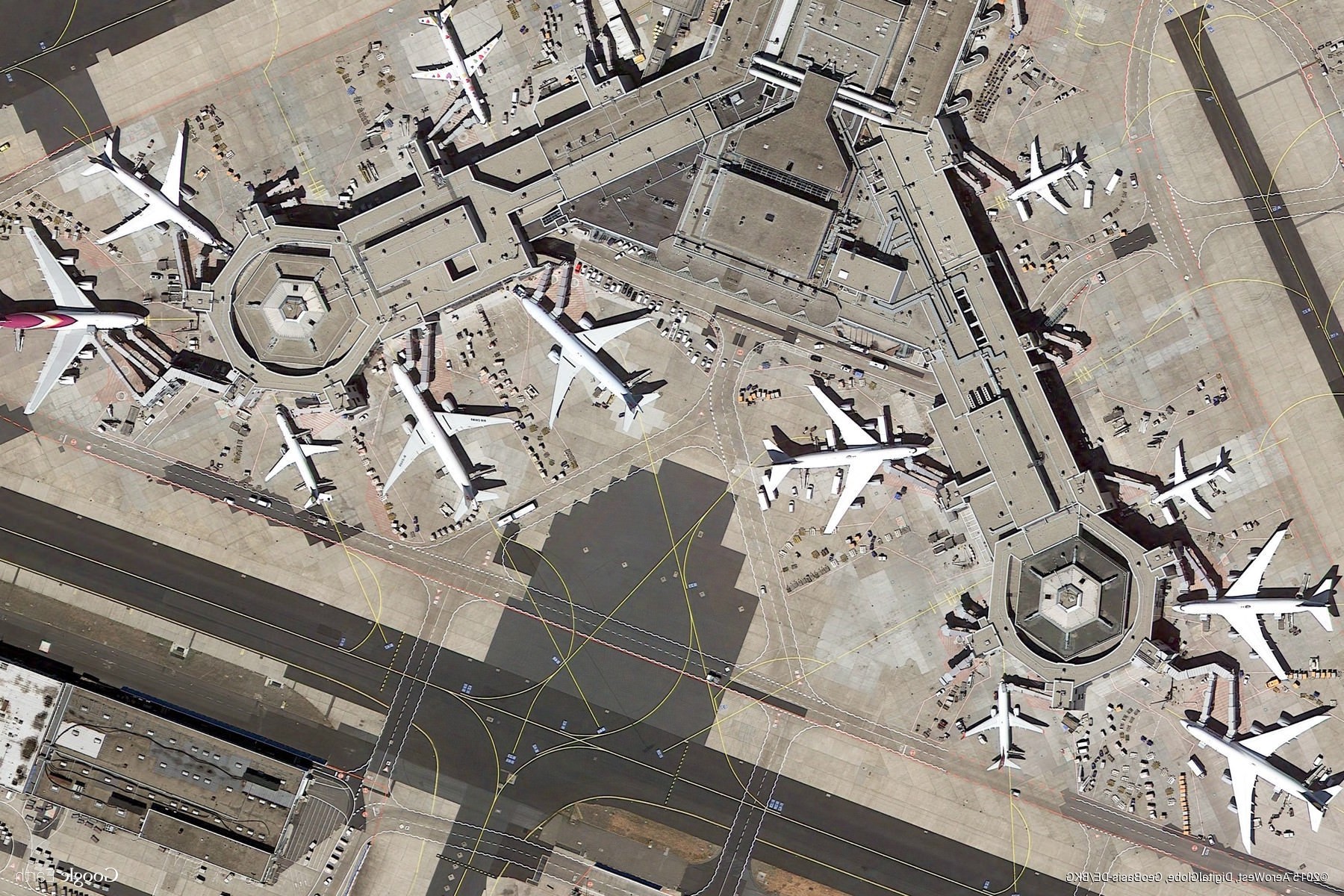 landscape, Aerial View, Urban, City, Airport, Aircraft Wallpaper