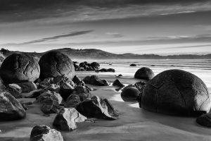 nature, Landscape, Rock, Water, New Zealand, Beach, Sand, Coast, Sea, Hill, Clouds, Trees, Waves, Monochrome