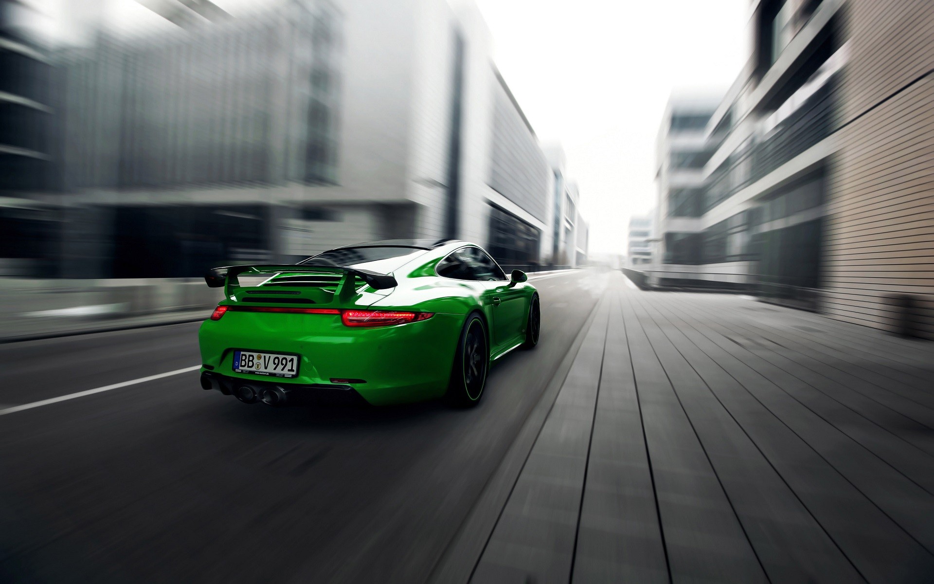 car, Porsche, Porsche 911, Porsche 911 Carrera 4S, Road, Green, Motion Blur Wallpaper