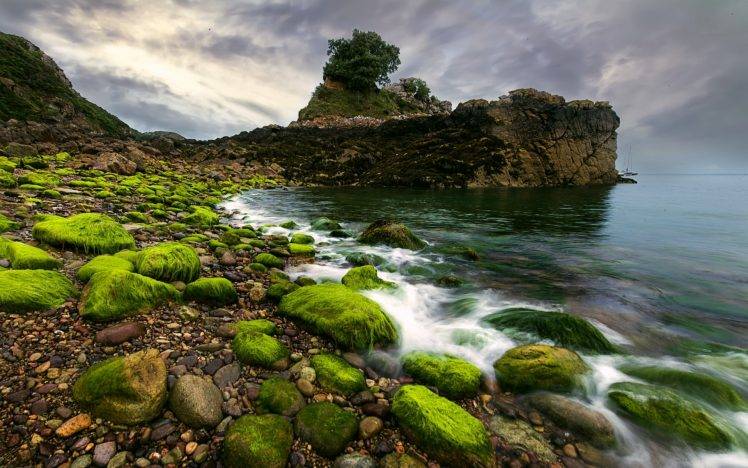 nature, Landscape, Water, Sea, Rock, Moss, Clouds, Coast, Stones, Waves, Cliff, Pebbles HD Wallpaper Desktop Background