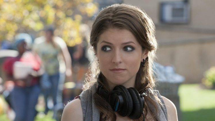 Anna Kendrick Wallpapers HD / Desktop and Mobile Backgrounds