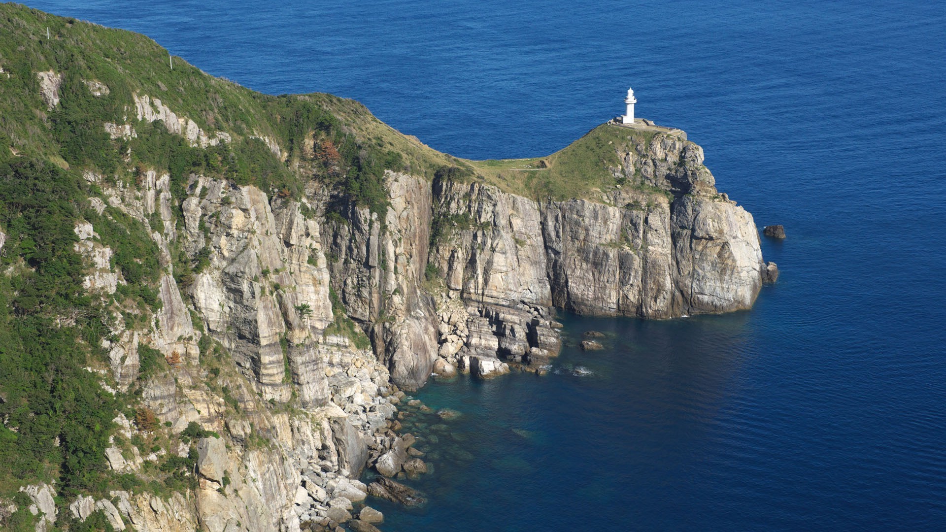 nature, Mountain, Landscape, Forest, Water, Winter, Clouds, Lake, Sea, Green Wallpaper