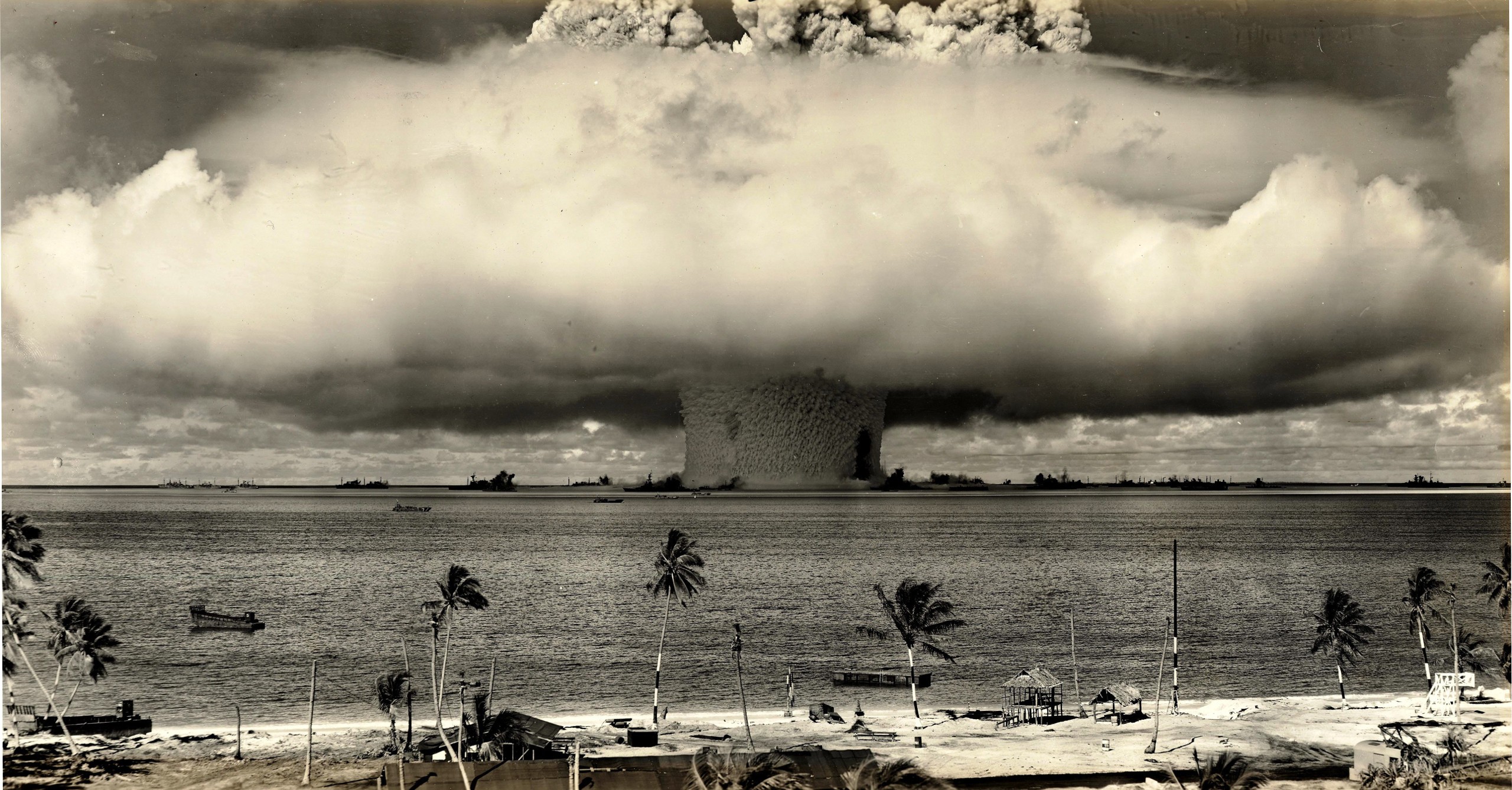 military, Atomic Bomb, Pacific Ocean Wallpaper