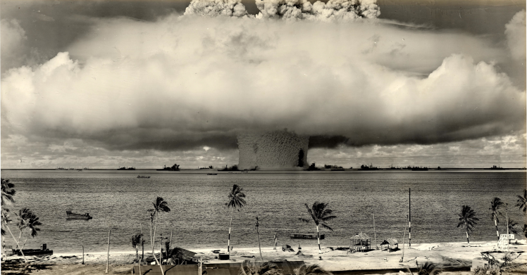 military, Explosion, Nuclear, Palm Trees HD Wallpaper Desktop Background