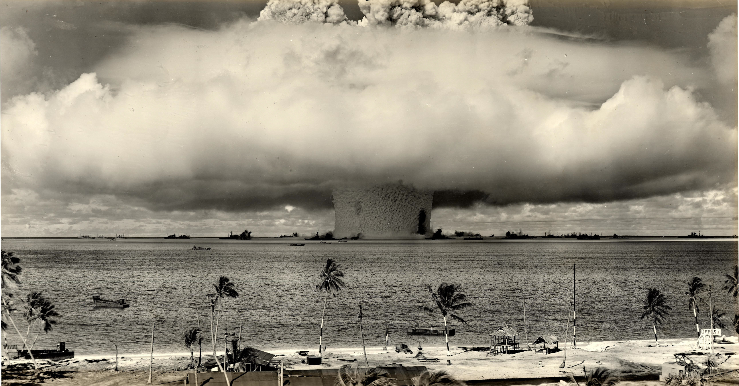 military, Explosion, Nuclear, Palm Trees Wallpaper