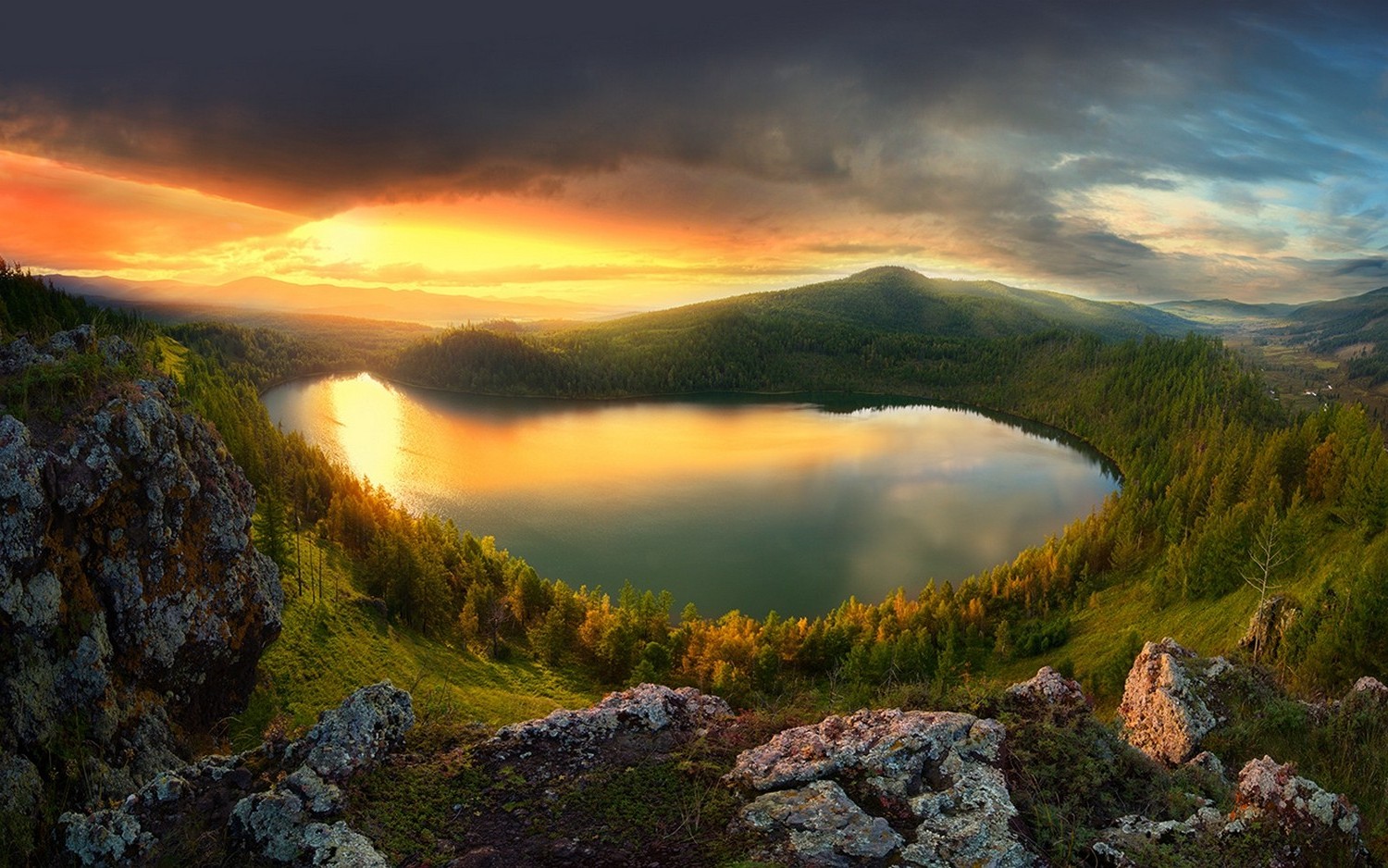 nature, Landscape, Sunset, Lake, Mountain, Sky, Forest, Clouds, China, Trees Wallpaper