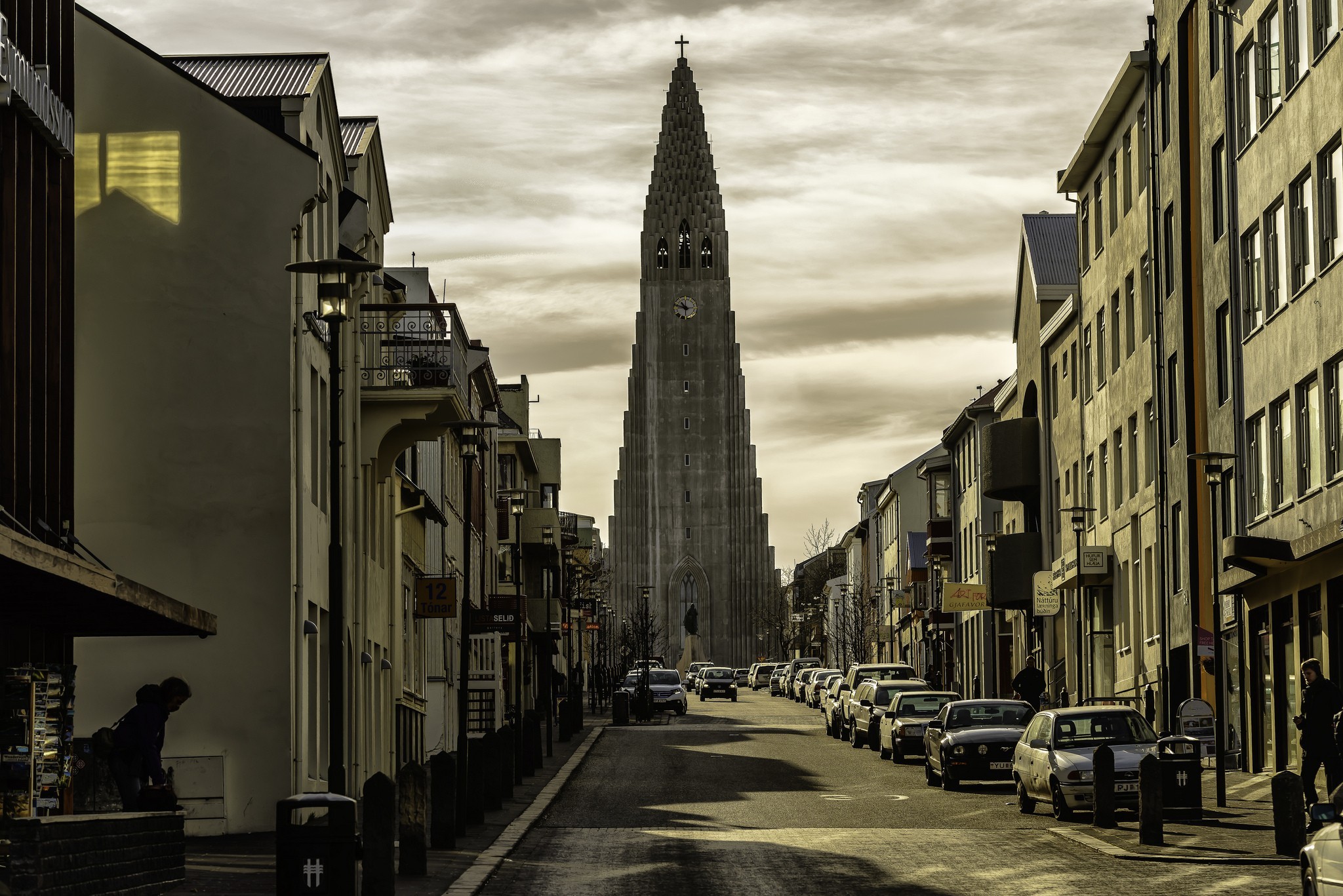 city, Cityscape, Architecture, Building, Clouds, Reykjavik, Capital, Iceland, Street, Church, House, Car, Balconies, Cross Wallpaper