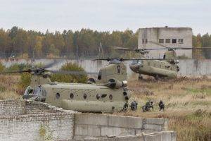 military, Helicopters, Soldier, Boeing CH 47 Chinook, United States Army, Military Aircraft, Estonia, Prison