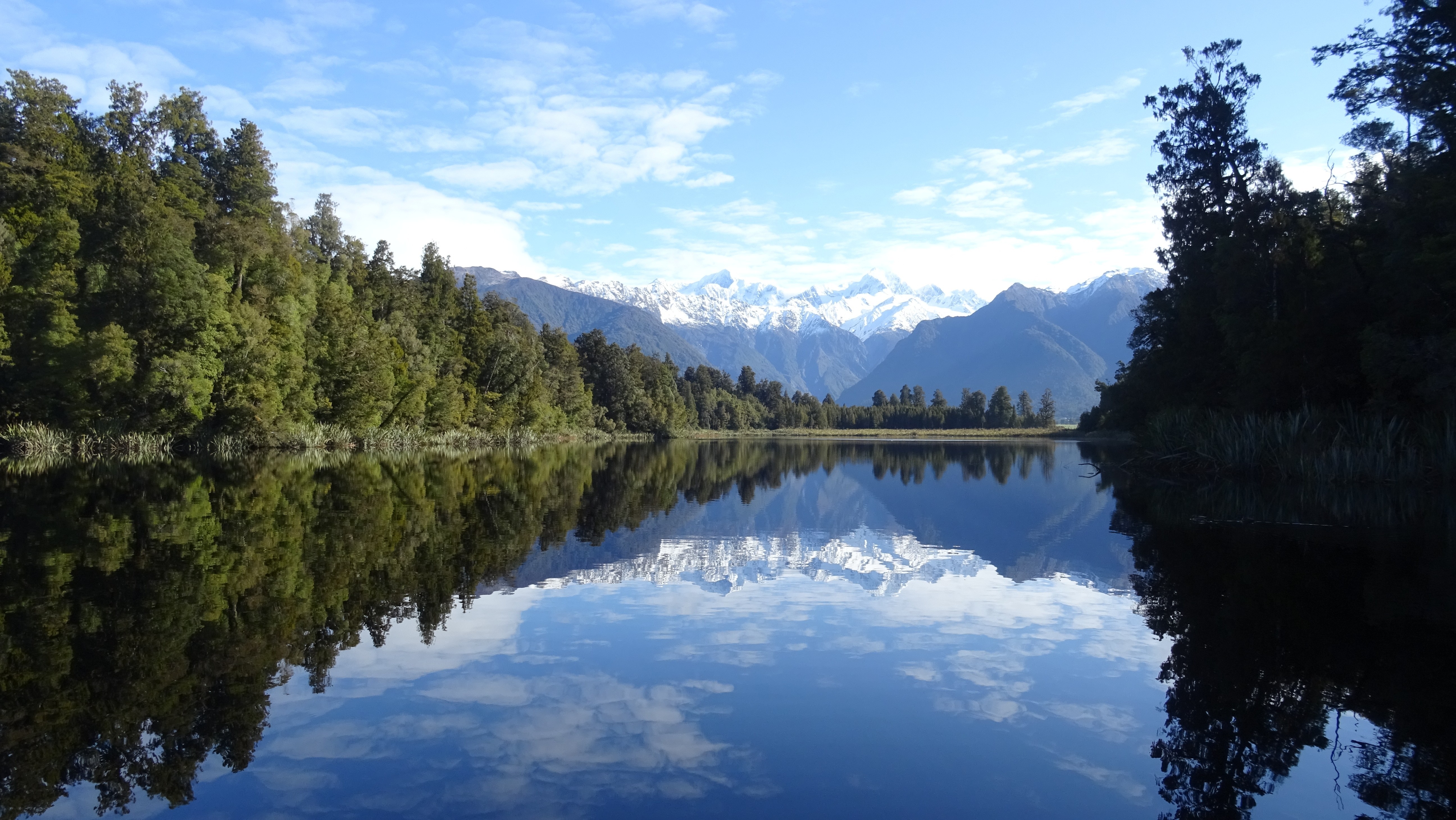 landscape, Lake, Snowy Peak, New Zealand, Lake Matheson, Fox Glacier, Trees Wallpaper