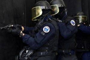 military, GIGN