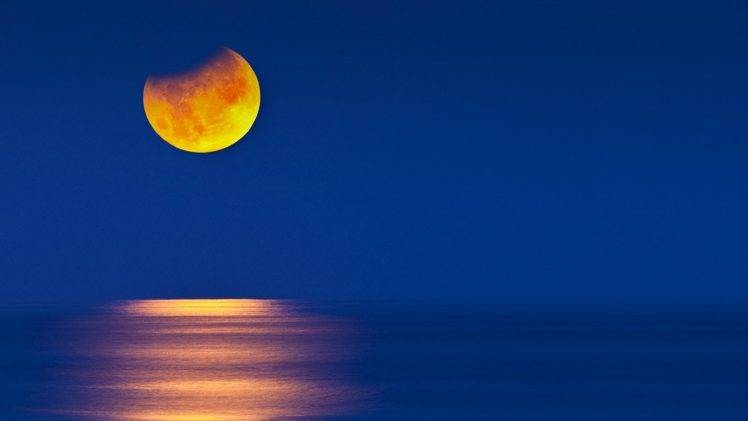 nature, Landscape, Lunar Eclipses, Moon, Sea, Yellow, Blue, Moonlight, Night, Calm HD Wallpaper Desktop Background