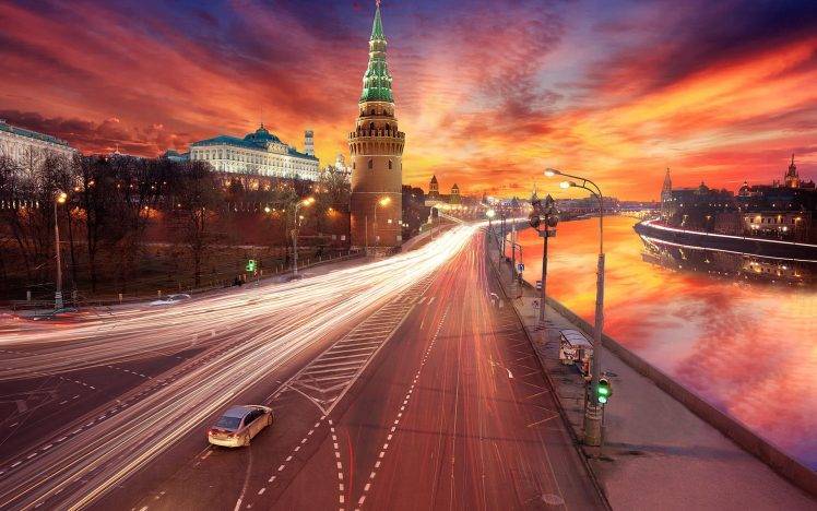 city, Cityscape, Architecture, Capital, Moscow, Russia, Clouds, Sunset, Building, Town Square, Street, Lights, Car, Road, Light Trails, Long Exposure, River, Reflection, Traffic Lights, Kremlin, Old Building HD Wallpaper Desktop Background
