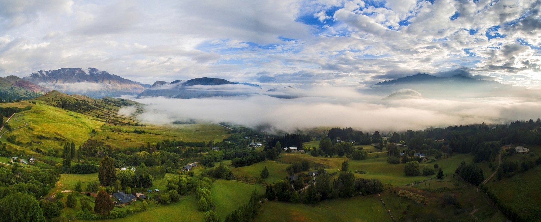 landscape, Nature, Panoramas, Sunrise, Village, Mountain, Field, Mist, Morning, Clouds, New Zealand, Trees Wallpaper