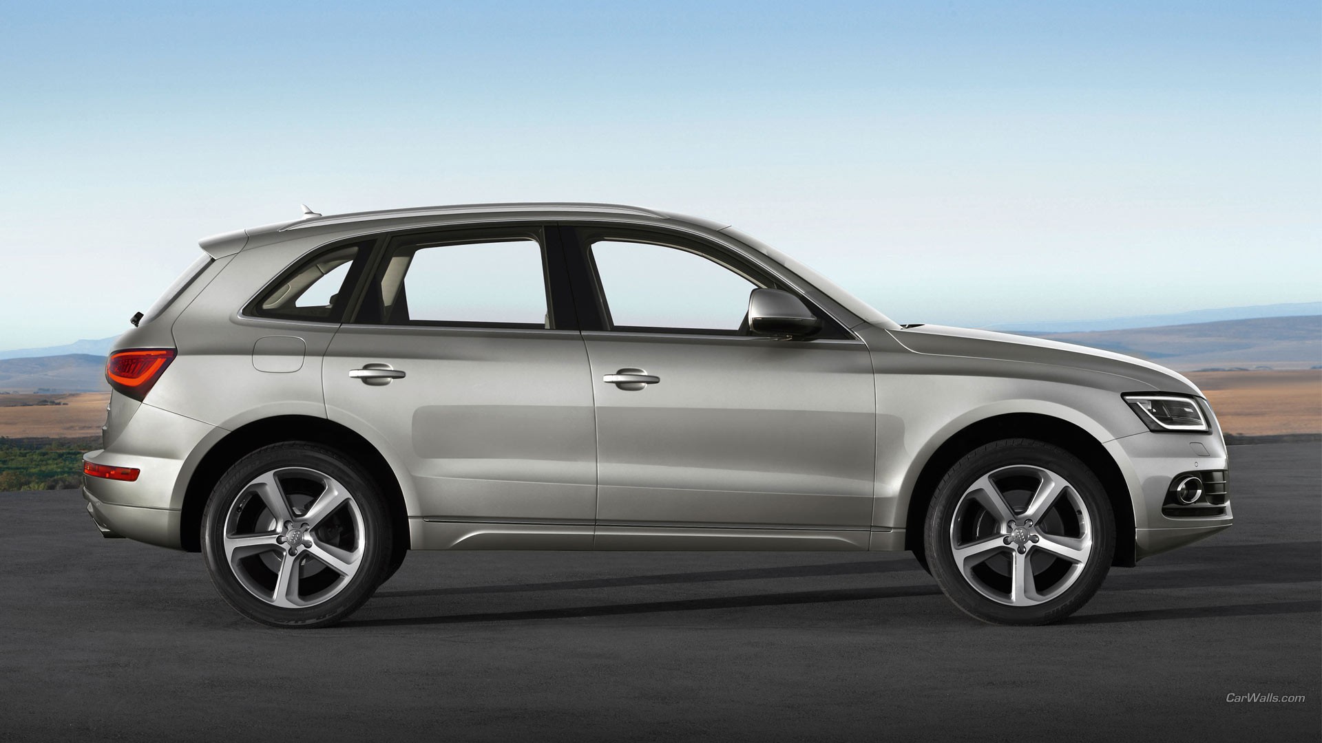 Audi Q5 Wallpaper