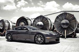 Aston Martin, Car