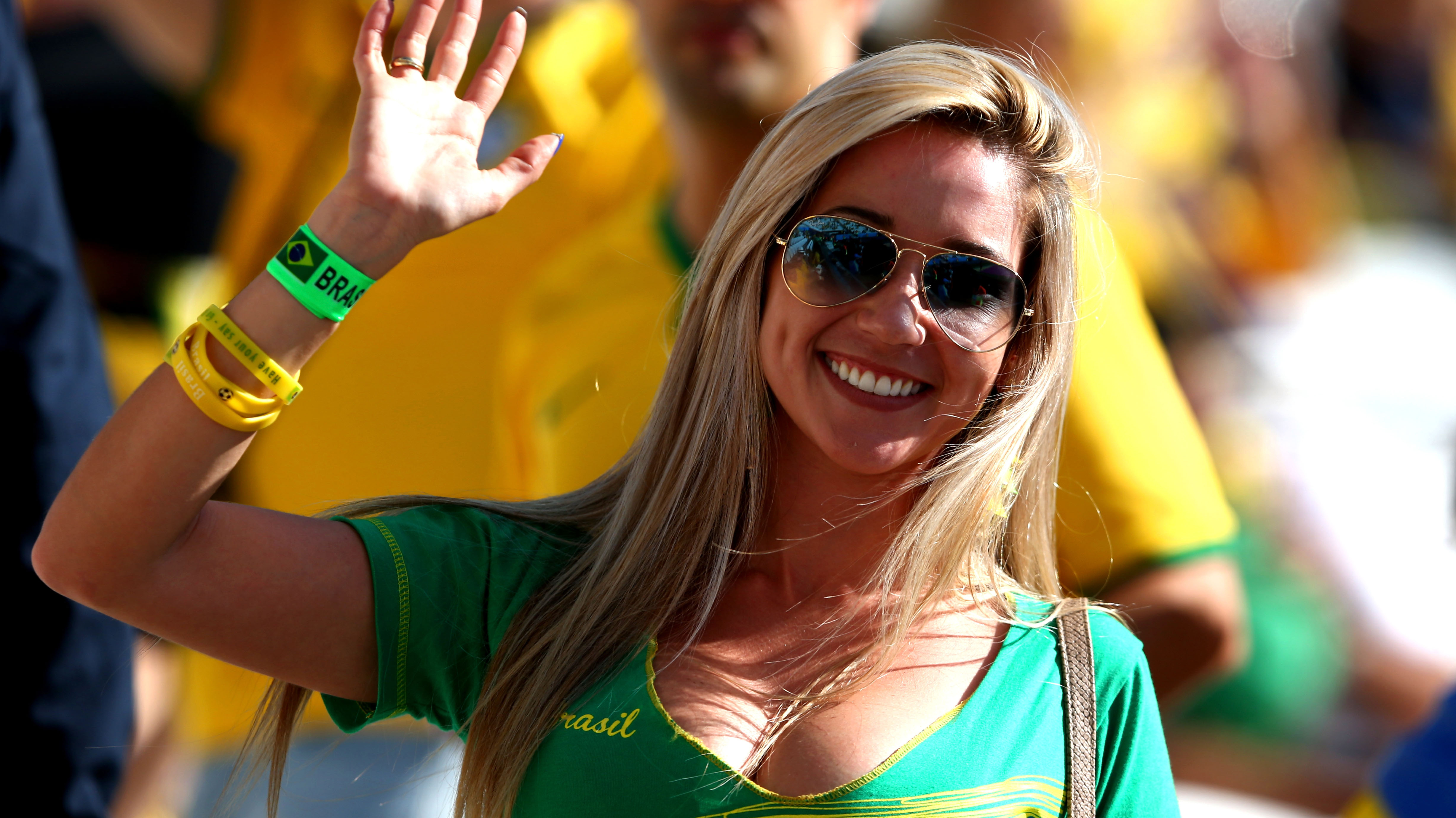 women, Brazilian, sunglasses, blonde Wallpaper