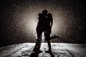 love, Kissing, Snow, Monochrome, Silhouette, Winter, Lights, Backlighting, Couple