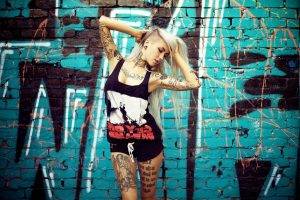 sidecut, Tattoo, Blonde, Graffiti, Earrings, Armpits, Sara Fabel, Model, Long Hair