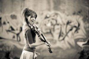 Lindsey Stirling, Women, Violin