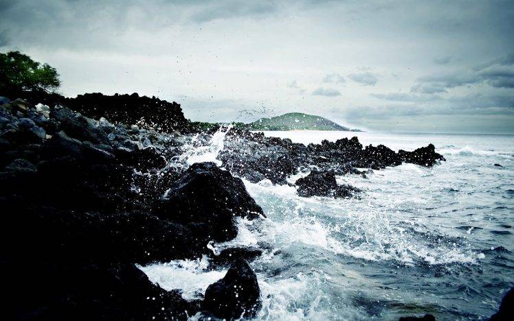 nature, Sea, Water, Rock, Water Drops, Waves, Clouds, Overcast HD Wallpaper Desktop Background