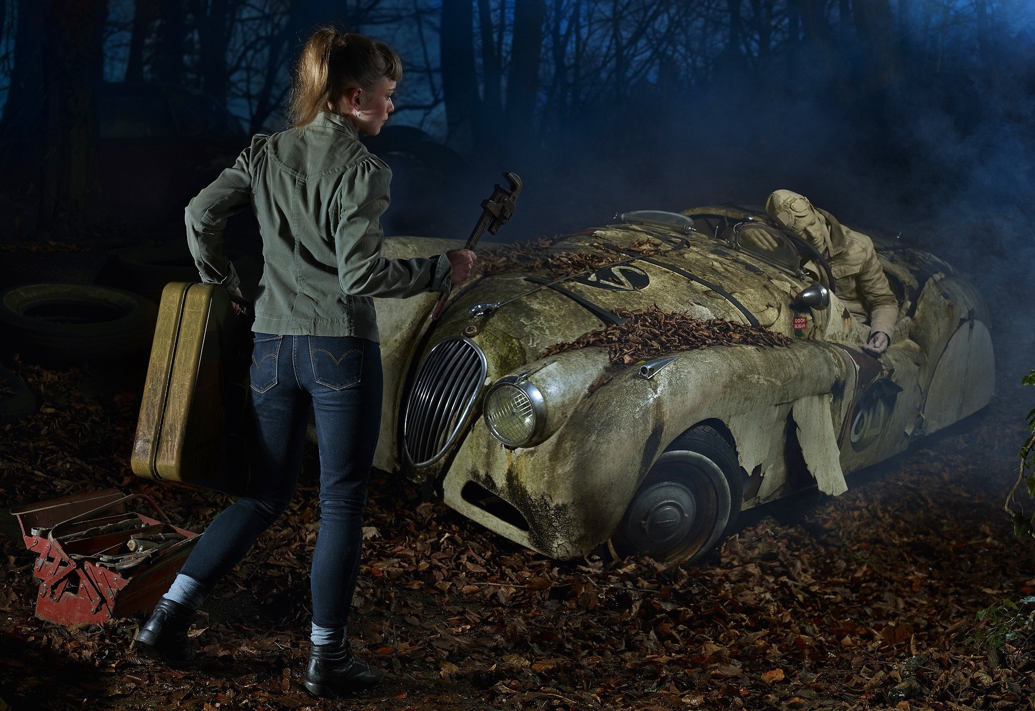 women, Vehicle, Wreck, Model Wallpaper