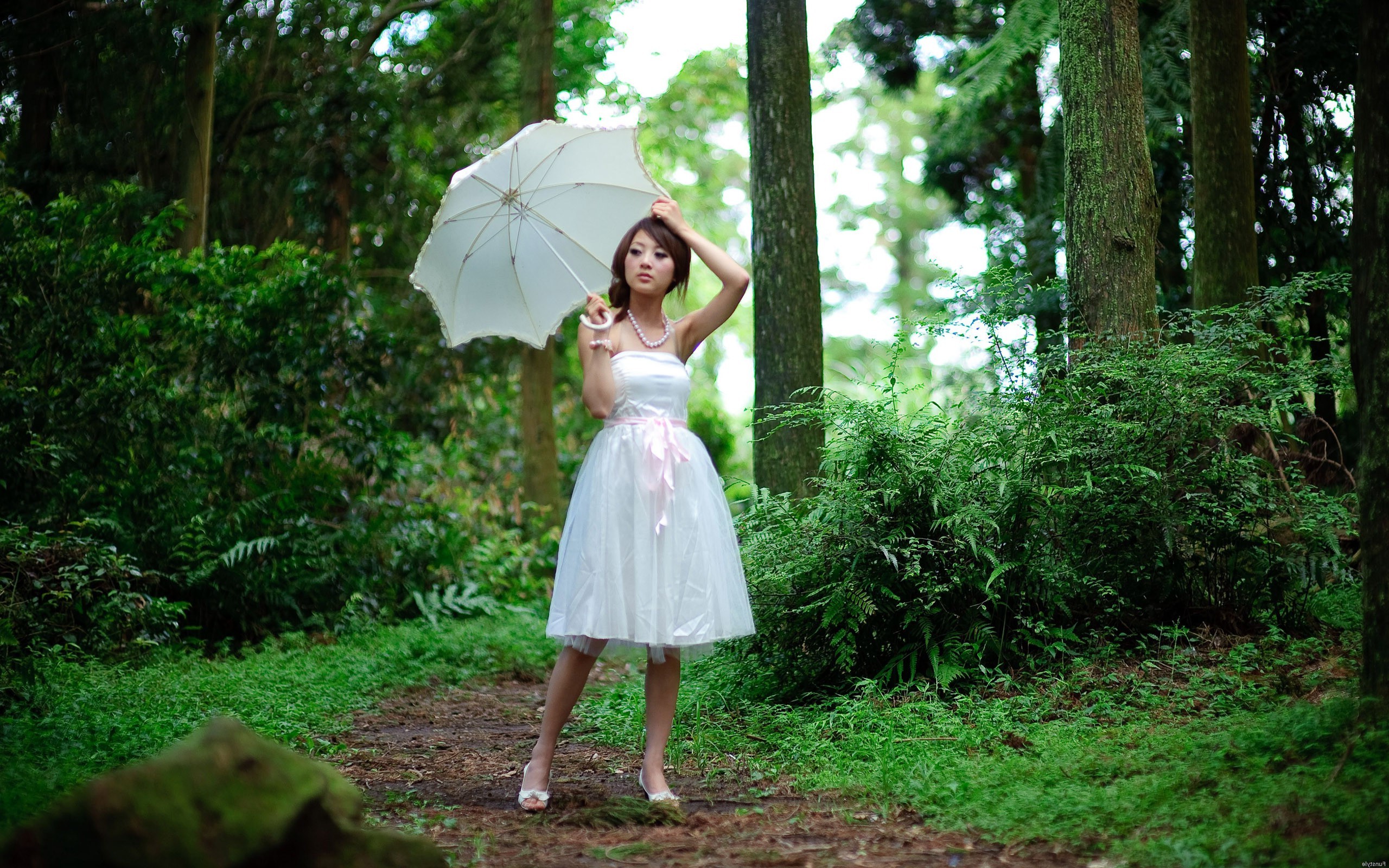 Asian, Women, Women Outdoors, White Dress, Umbrella Wallpaper