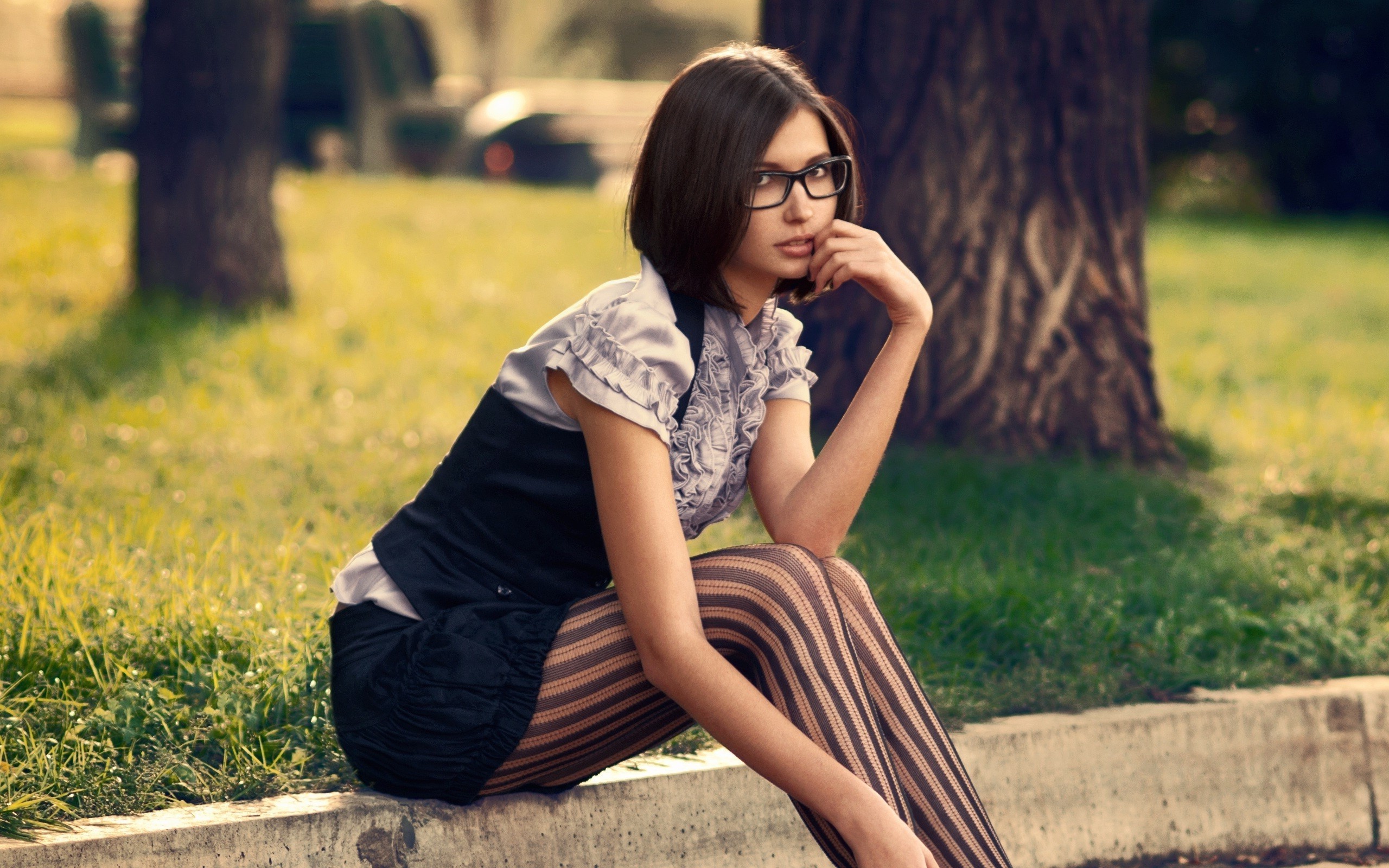 brunette, Glasses, Women, Striped Leggings Wallpaper