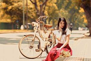 women With Bikes, Asian