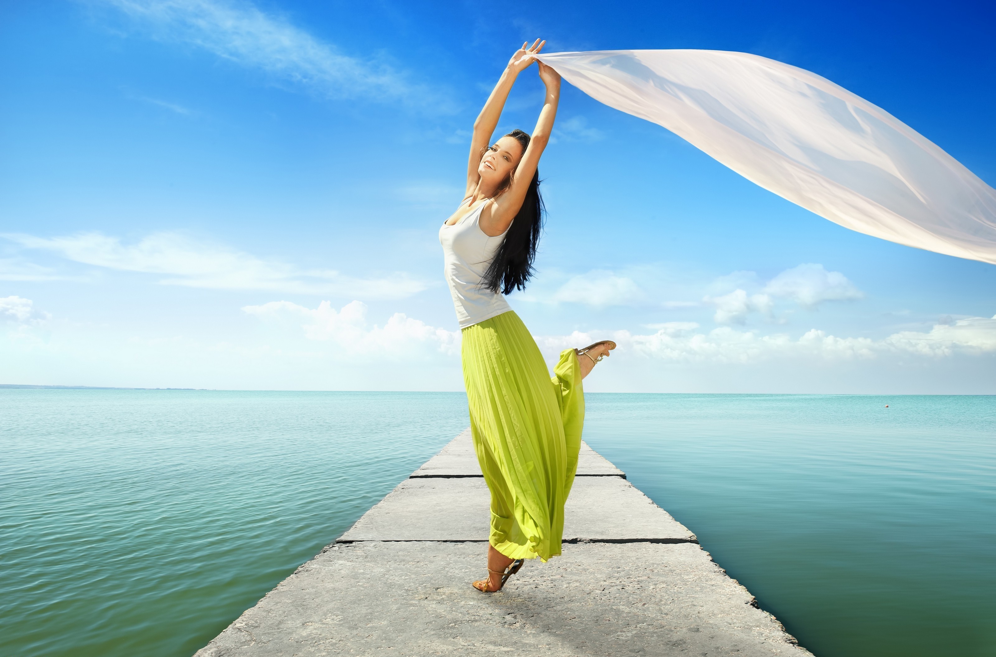 women, Brunette Wallpaper