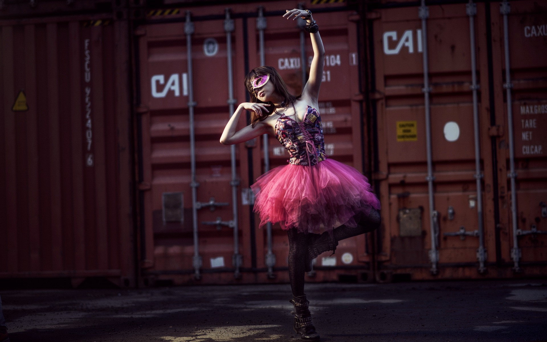 women, Dancers, Container, Model Wallpaper