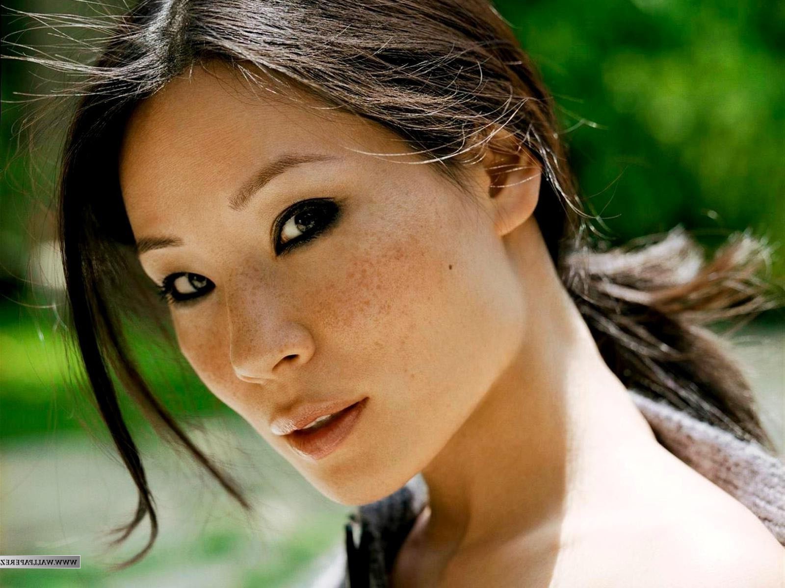 Lucy Liu, Face, Eyes, Freckles, Celebrity Wallpaper