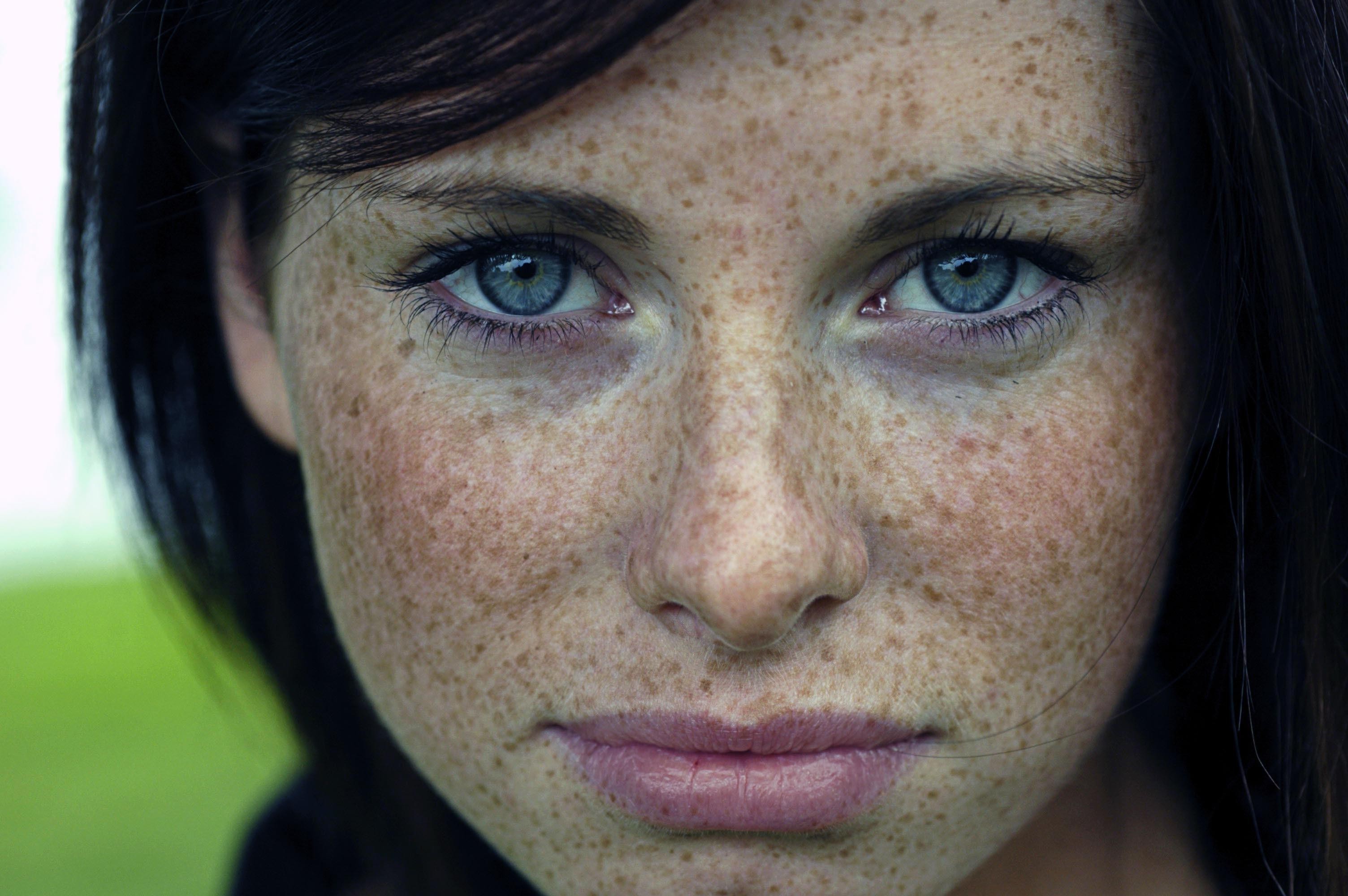 face, Eyes, Freckles Wallpaper