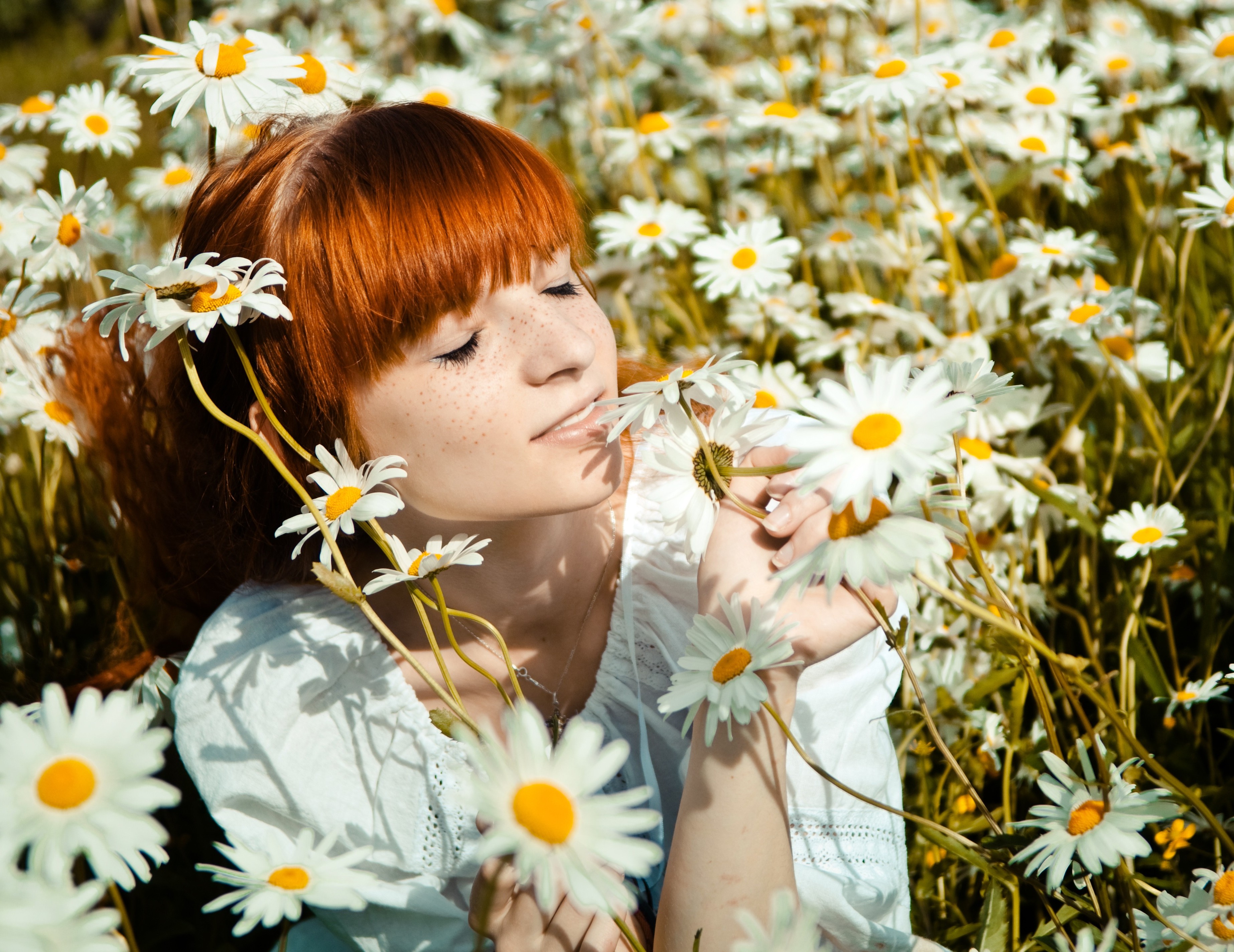 model, Redhead, Nature, Flowers Wallpaper