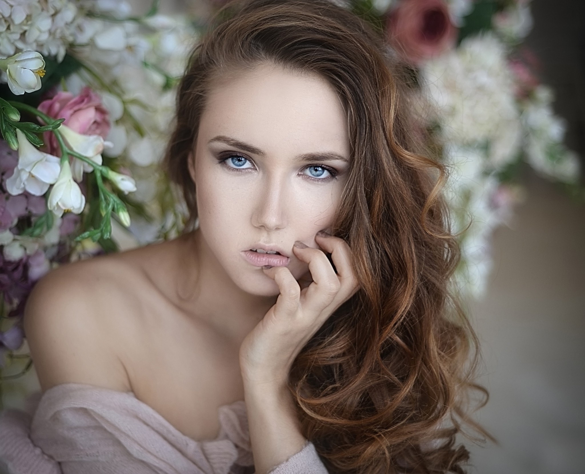Women Model Portrait Face Blue Eyes Bare Shoulders