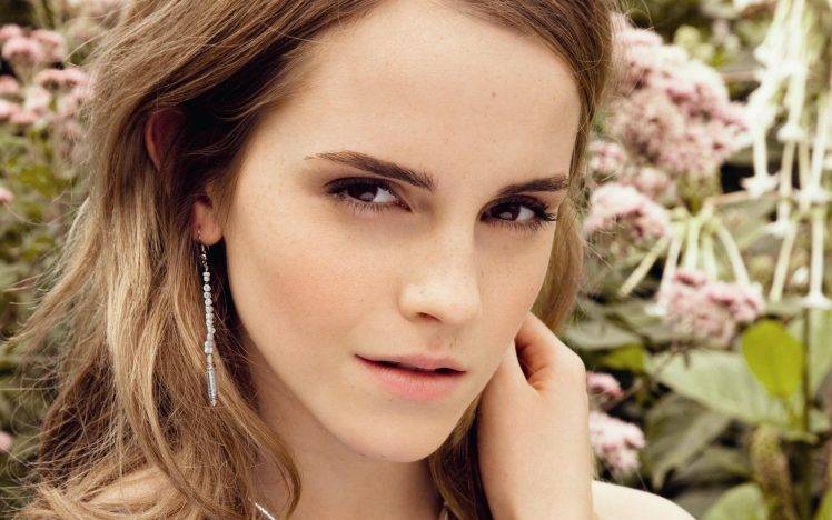 Emma Watson, Actress, Celebrity, Auburn Hair, Women, Face, Looking At Viewer, Sensual Gaze HD Wallpaper Desktop Background