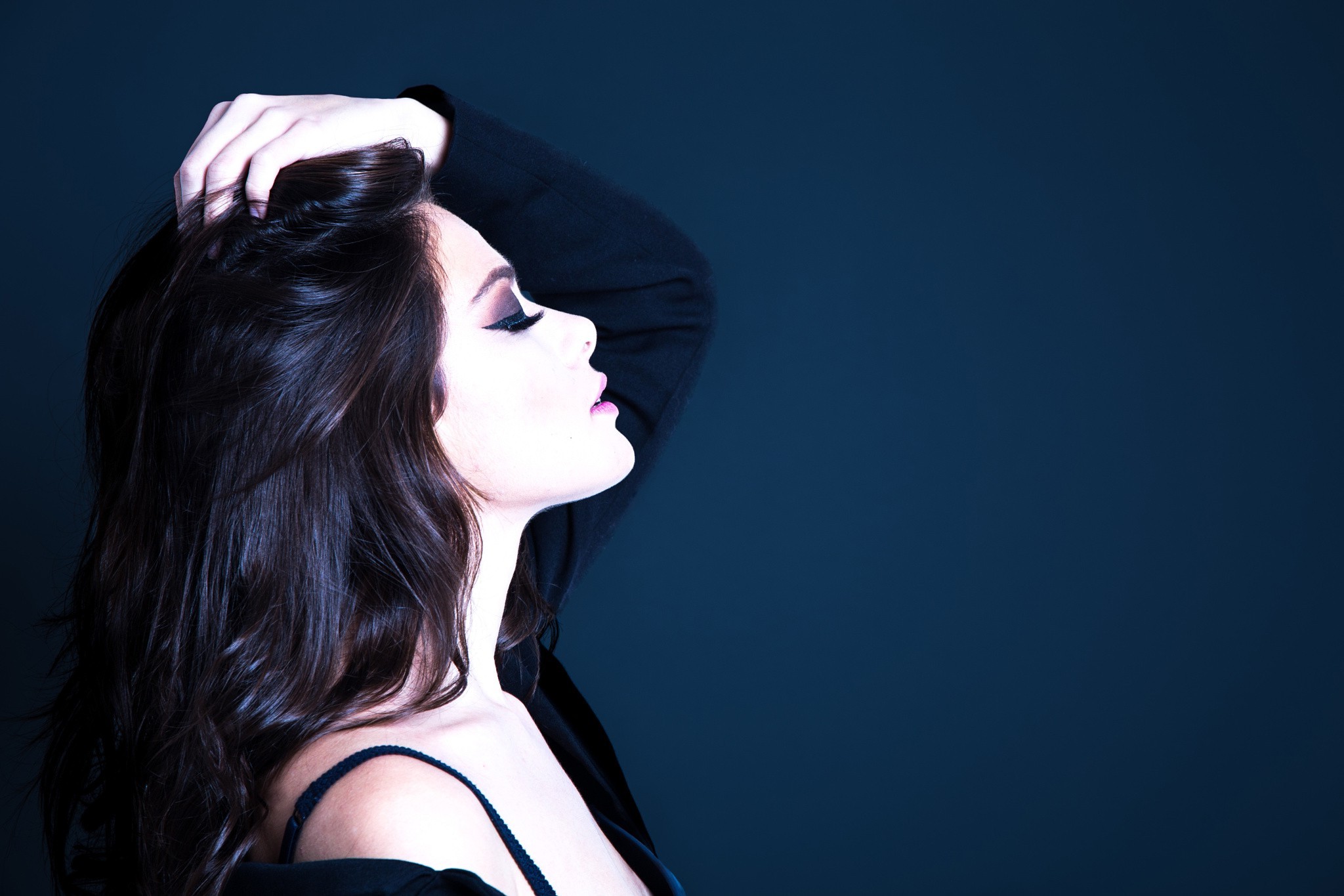 women, Closed Eyes, Face, Portrait, Simple Background, Hands On Head, Asian Wallpaper