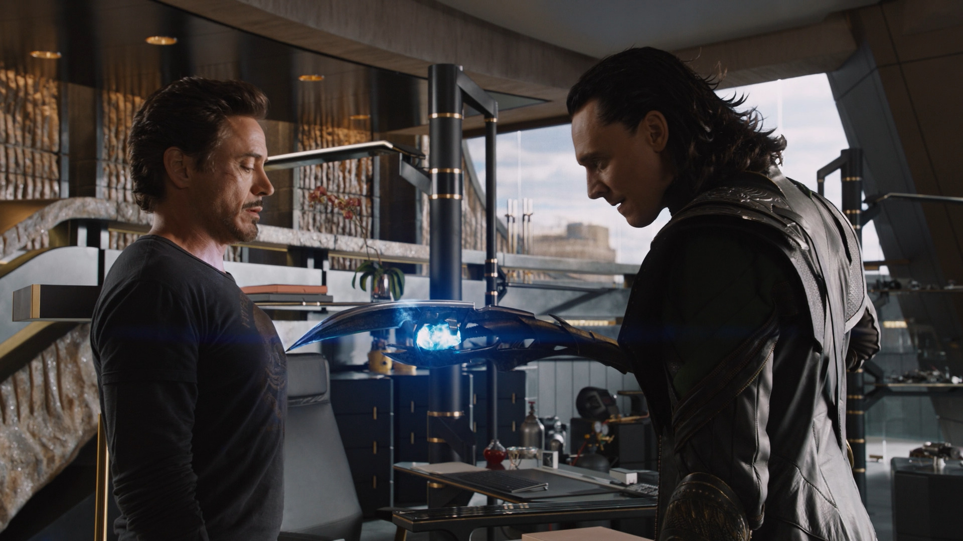 movies, The Avengers, Tony Stark, Loki, Tom Hiddleston, Robert Downey Jr. Wallpaper