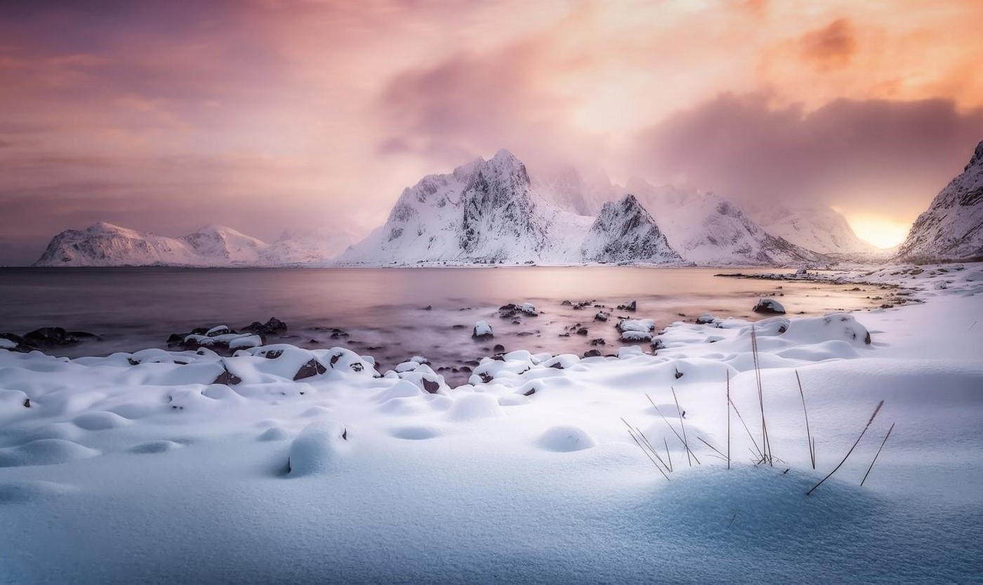 nature, Landscape, Winter, Mountains, Snow, Sunlight, Clouds, Fjord, Frost, Lofoten Islands, Norway Wallpaper