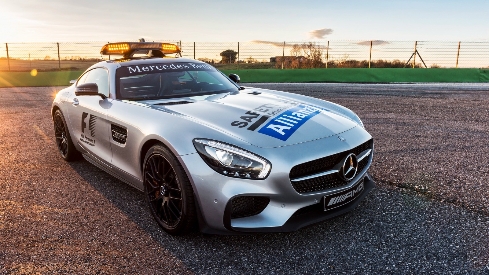 safety Car Wallpaper