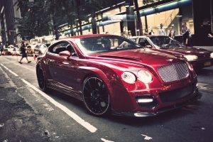 Bentley, Car